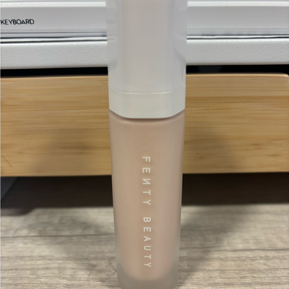 Fenty Beauty Soft’Lit Longwear Foundation